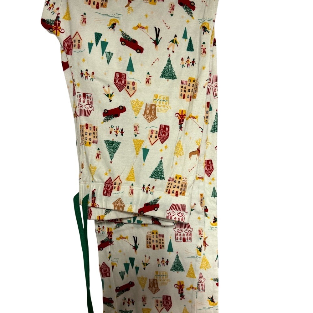 LC Lauren Conrad Festive Print Pajama Set - Cream and Green - Picture 6 of 6
